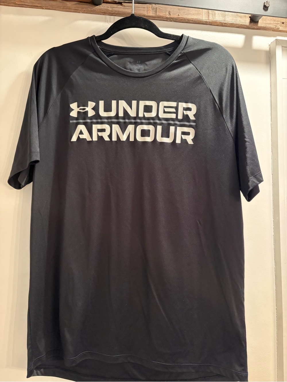Under Armour Black Short-Sleeve Logo Performance Tee